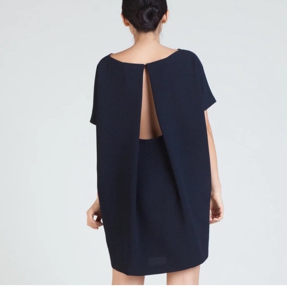 Kaarem Dresses & Skirts - NWT Kaarem‎ triangle dolman open back dress in blue/black size small